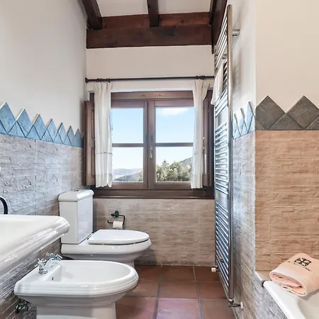 Casa De Abajo